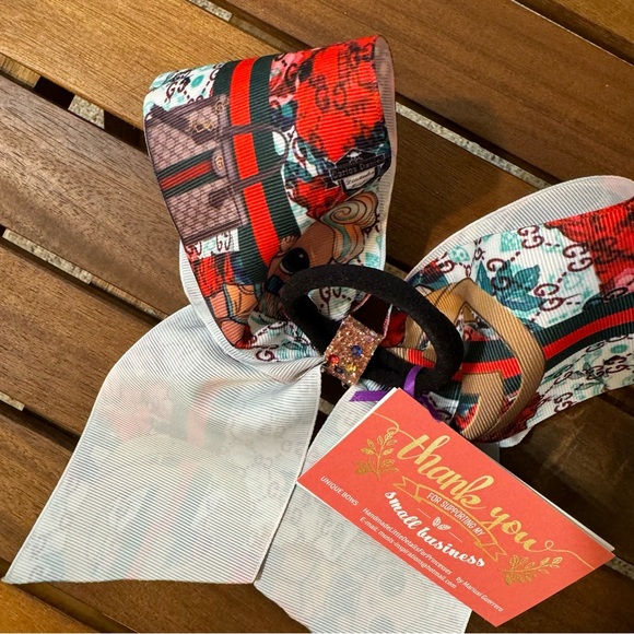 NWOT Handmade Christmas Hair Bow/ 2pc / L.O.L Surprise - Picture 5 of 9